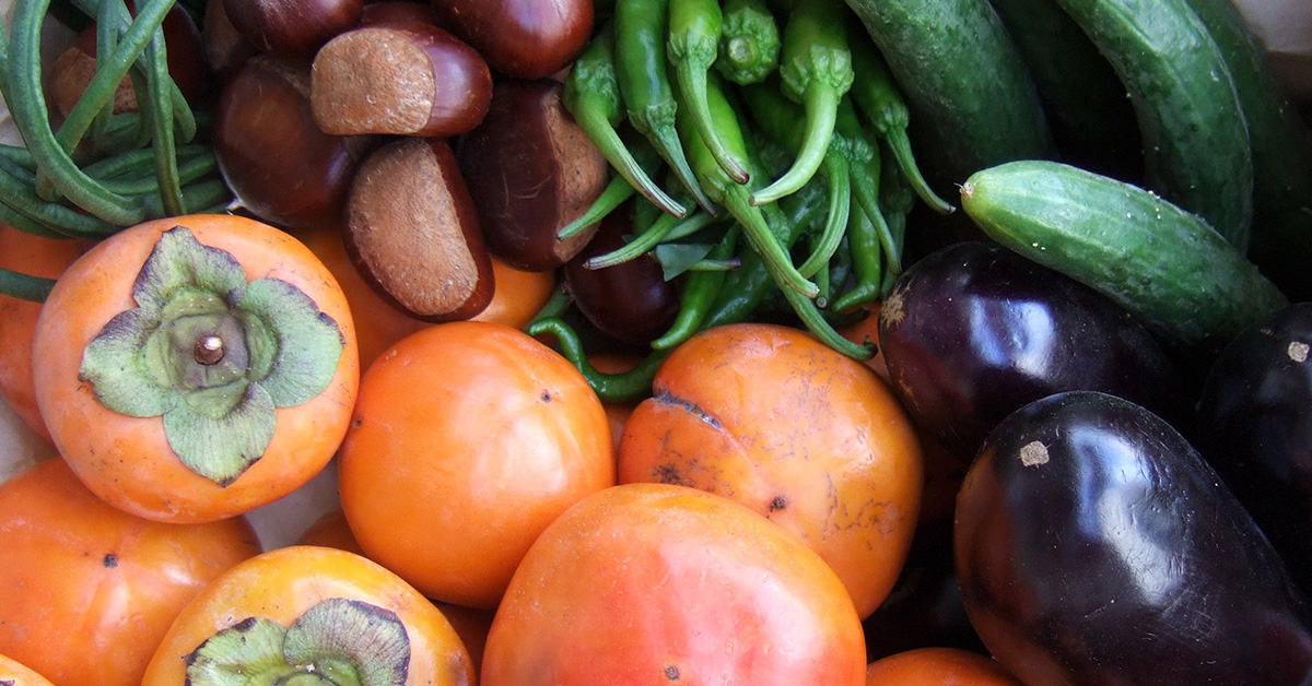Los beneficios de comer alimentos locales y de temporada: cómo incorporarlos a tu dieta
